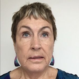 Meet your Posher, Leanne